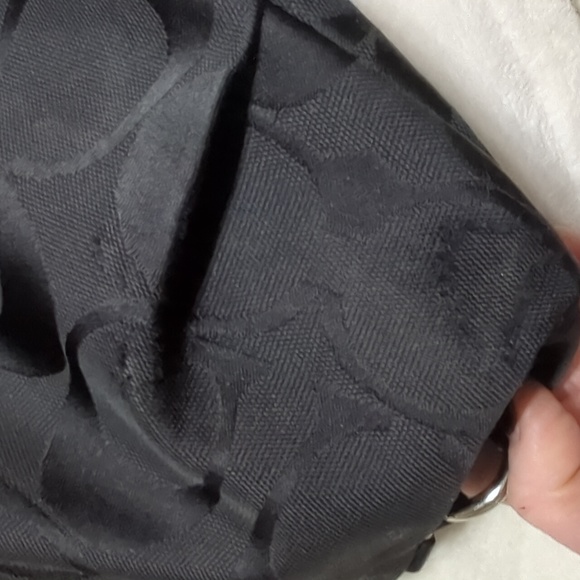 Coach Signature Hobo - Picture 10 of 13